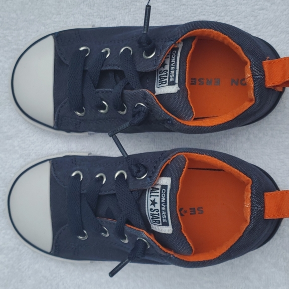 *SOLD* Converse - Picture 3 of 9